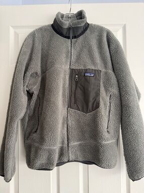 Patagonia Gray Sherpa Fleece Jacket with Contrast Chest Pocket